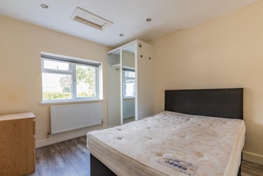 1 bed house, Cyril Crescent, Adamstown, Cardiff, CF241DQ - Image 8